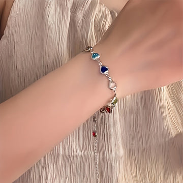 Einzigartiges herzförmiges Armband