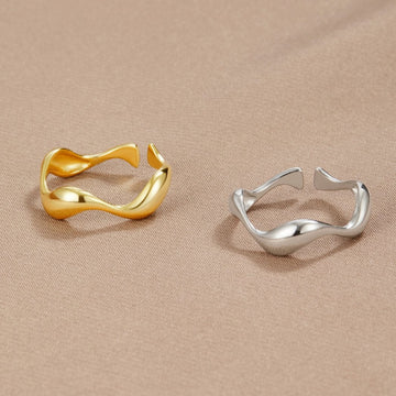 18K Gold Wellenring