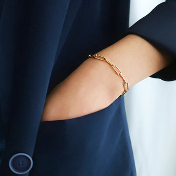 Eloise Gold Büroklammer Armband