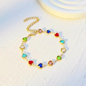 Einzigartiges herzförmiges Armband