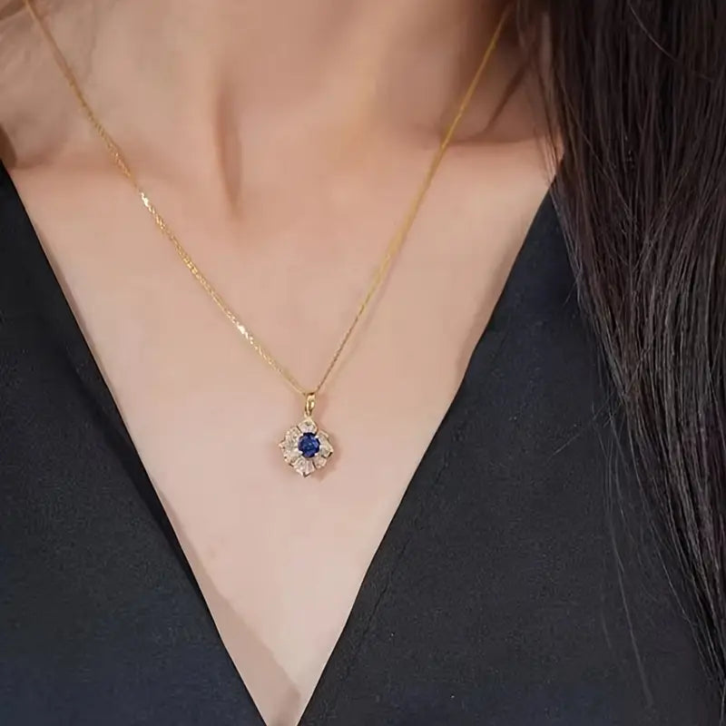 Goldkette Blaue Nacht