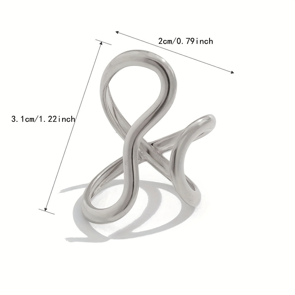 Eleganter Ring mit Asymmetrischer Welle