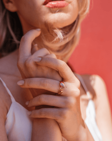 Goldener Ring mit Personalisiertem Buchstaben (Verstellbar)