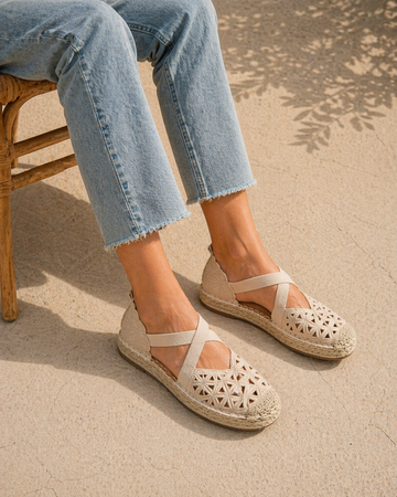 2252 Beige Loafer