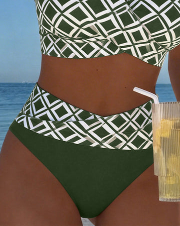 Zweiteiliger Bikini Mit BH-Schnitt Und Diamantmuster