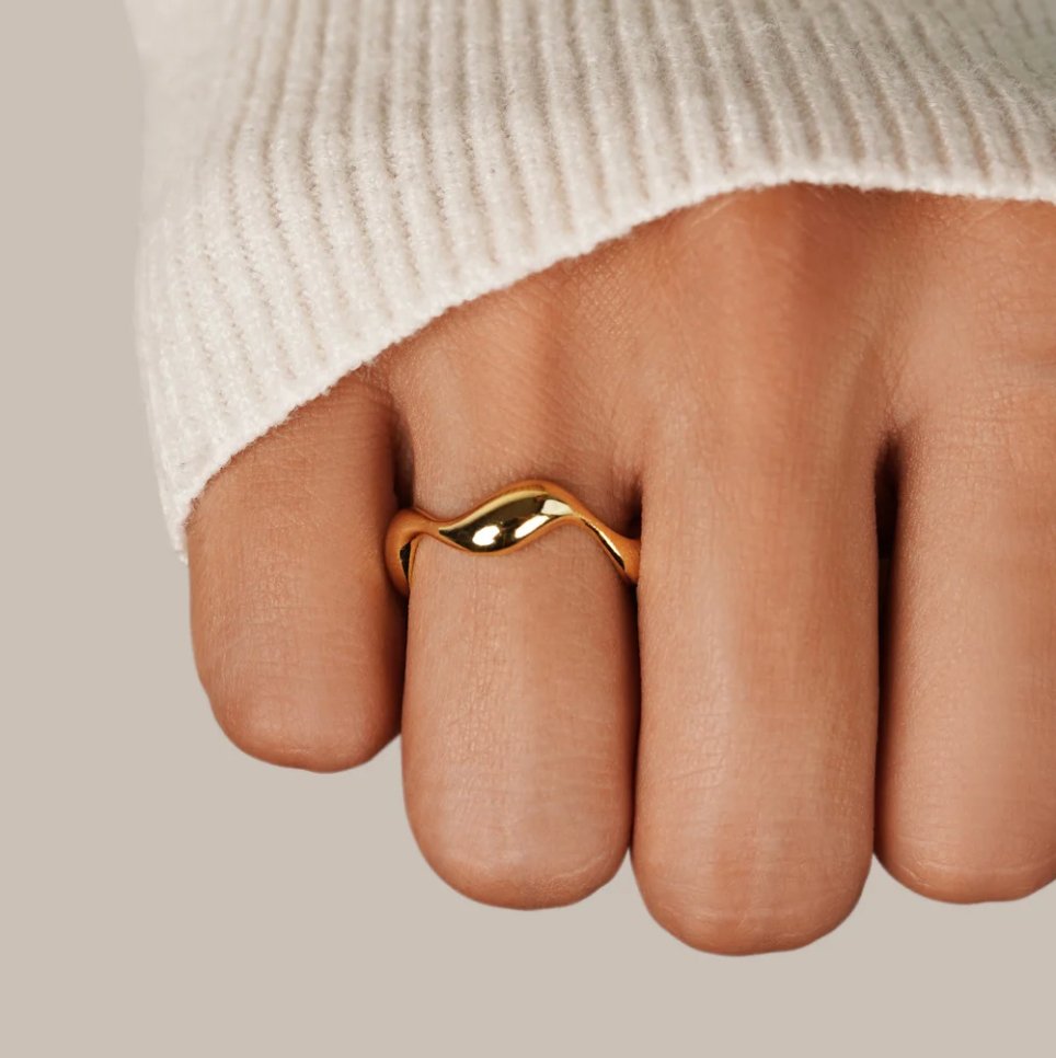 18K Gold Wellenring