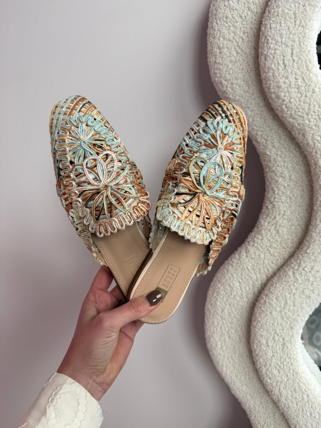 Vibe Beige Slipper