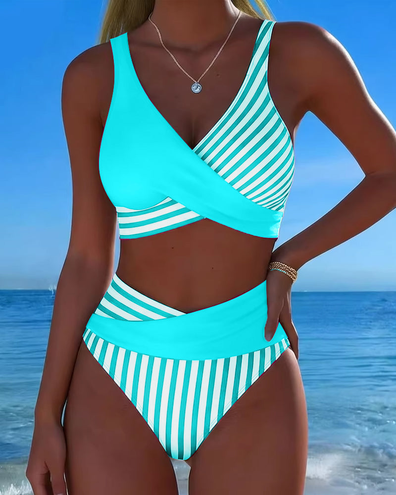 Bikini mit Kreuzstreifen Druck