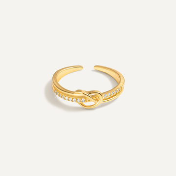 Brigitte Atelier Ewigkeitsknoten-Ring