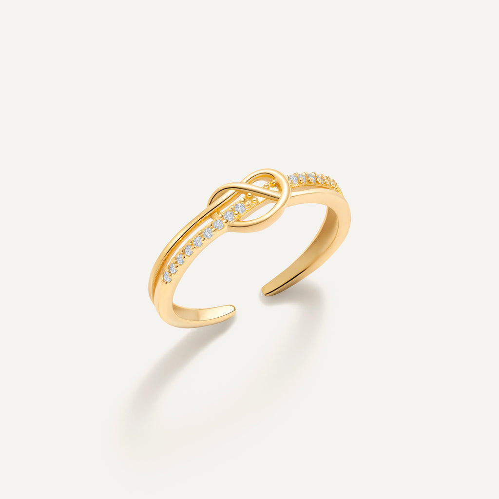 Brigitte Atelier Ewigkeitsknoten-Ring