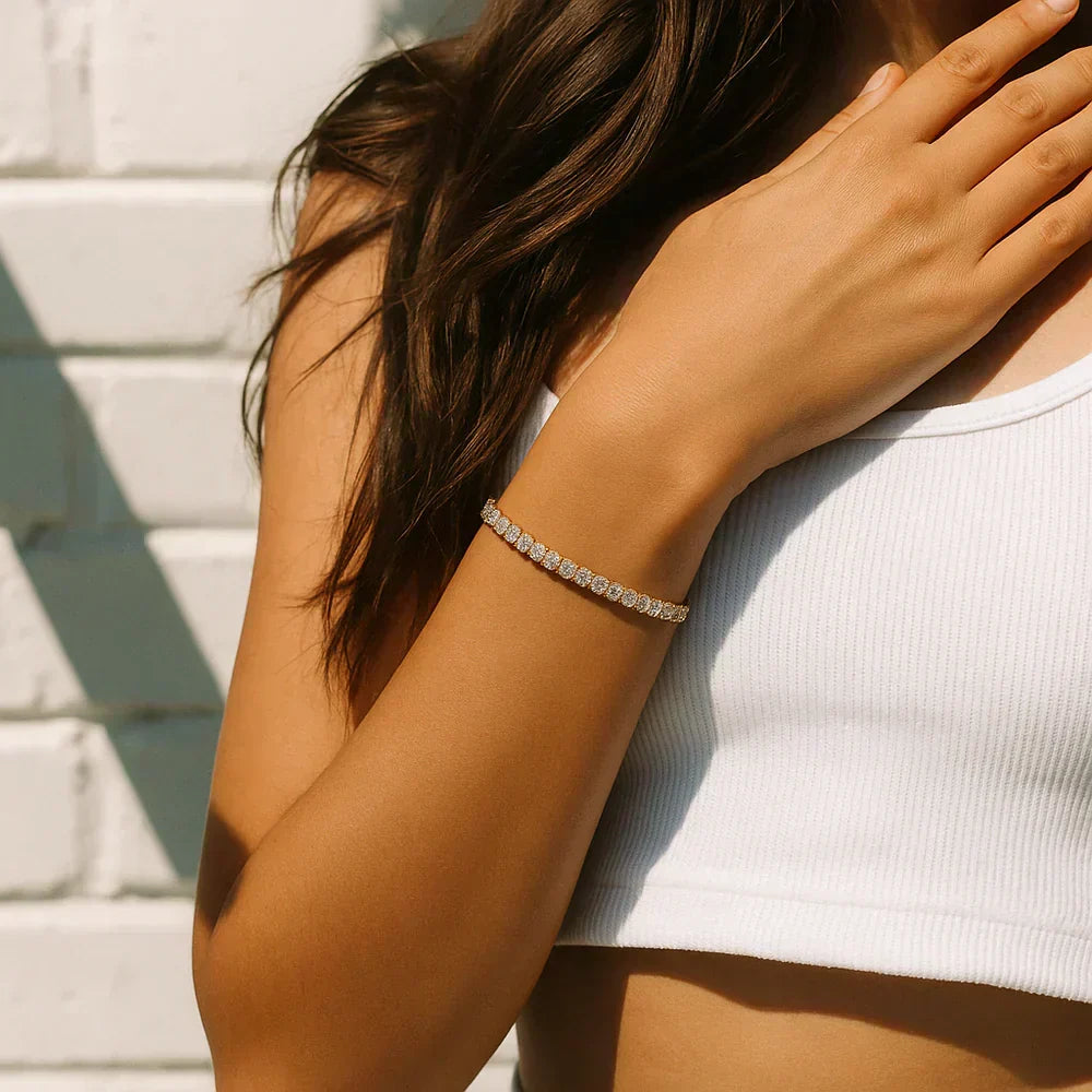 Goldenes Tennisarmband mit Moissanit