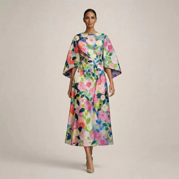 CLEMENTINE | Florales Midi mit sculptierter Taille und luftiger Eleganz