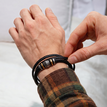 An meinen Enkel – Dreifaches Lederarmband