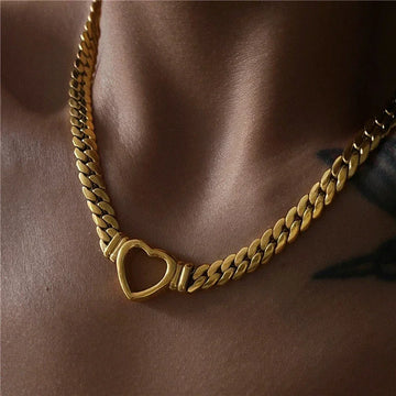 Vali Herz Choker