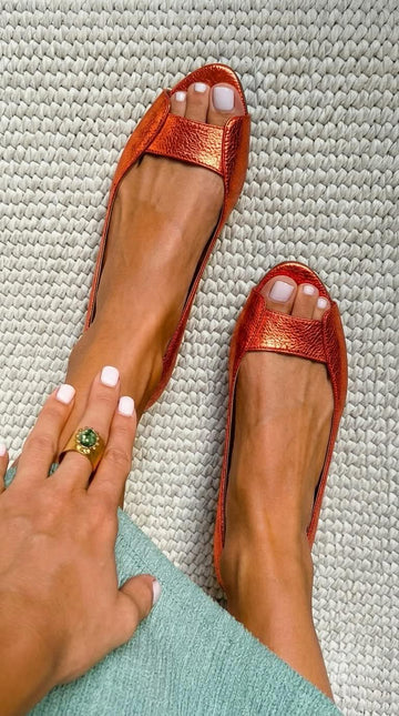 Adelina | Goldene Komfortsandalen mit stützendem Fußbett
