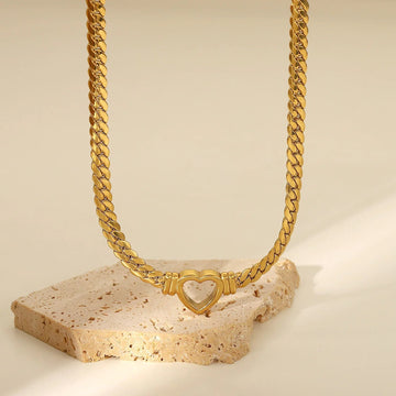 Vali Herz Choker