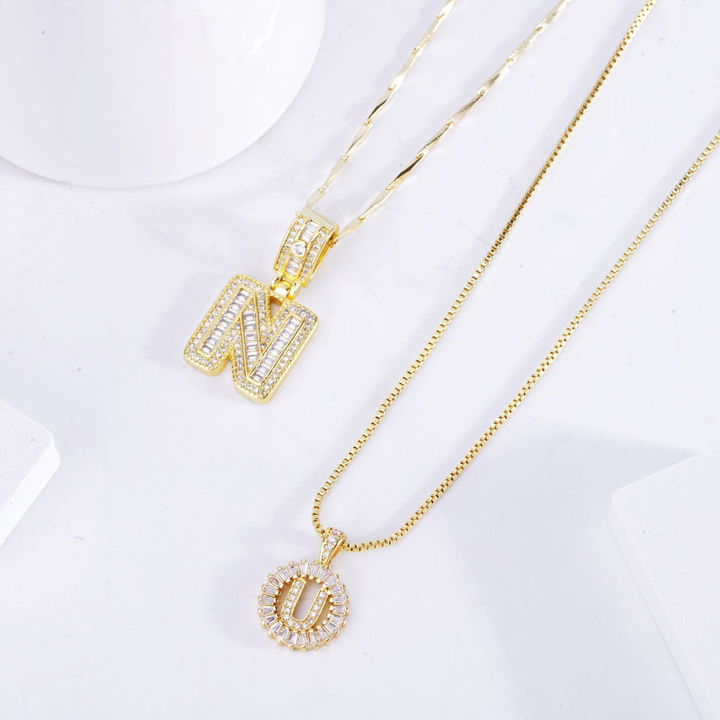 Goldketten-Set mit Pavé-Initial