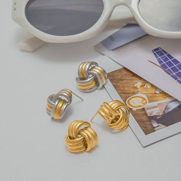 Avielle Klobige Gold-Knoten-Ohrringe