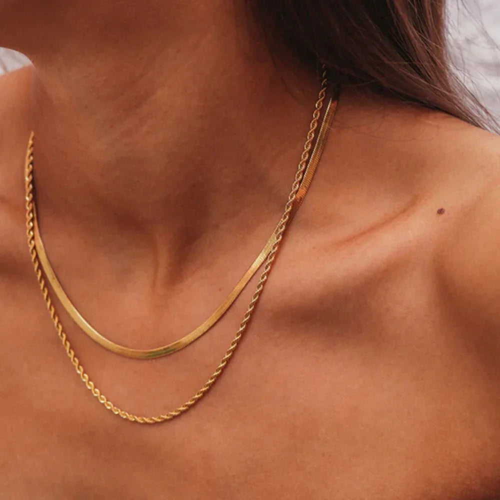 Hailey Mehrlagige Gold Kette