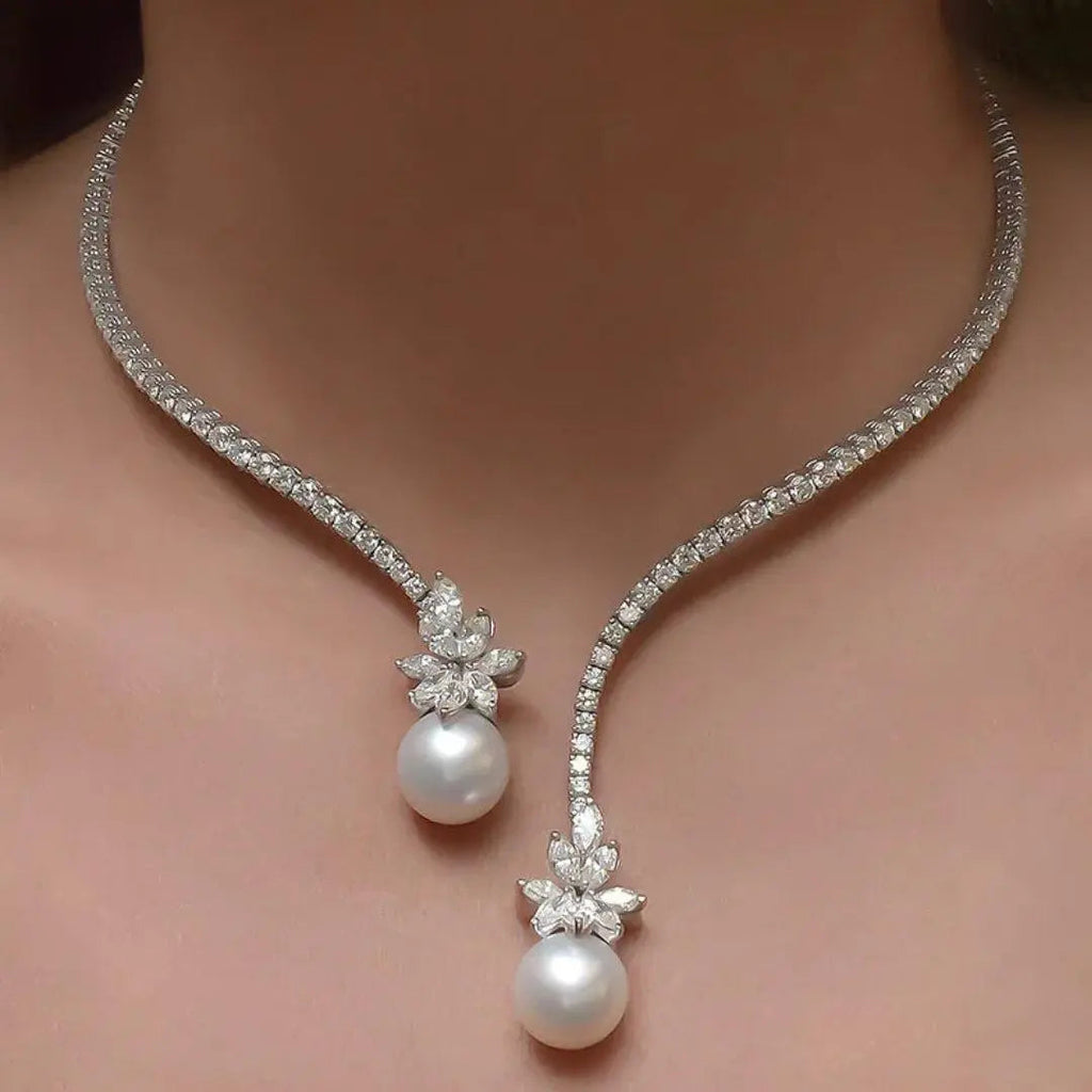 Elegante glänzende Halskette mit Sterlingsilber-Perlen