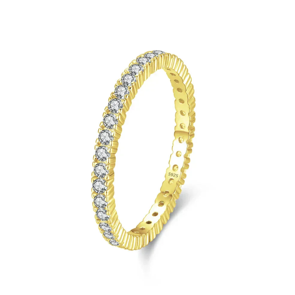 Minimalistischer Ewigkeitsring