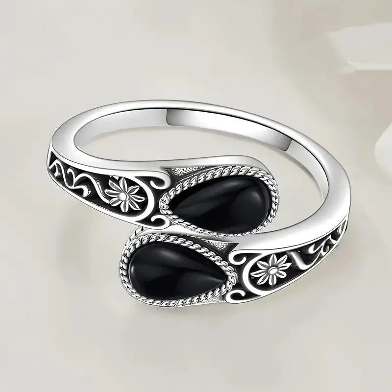 Eleganter Ring mit Mondsteinblume