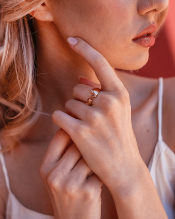 Goldener Ring mit Personalisiertem Buchstaben (Verstellbar)