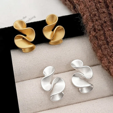 Ohrringe in Blume aus Silber und 18K Gold