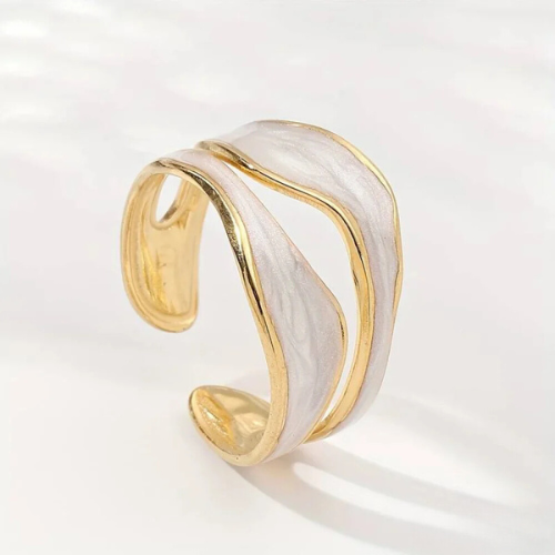 Gewellter Offener Vergoldeter Ring