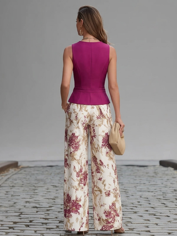 Rosafarbenes Weste- und Blumen-Set mit weitem Bein