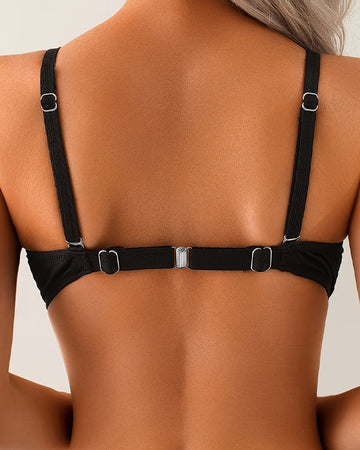 Rückenloser Zweiteiliger Bikini Für Den Strand