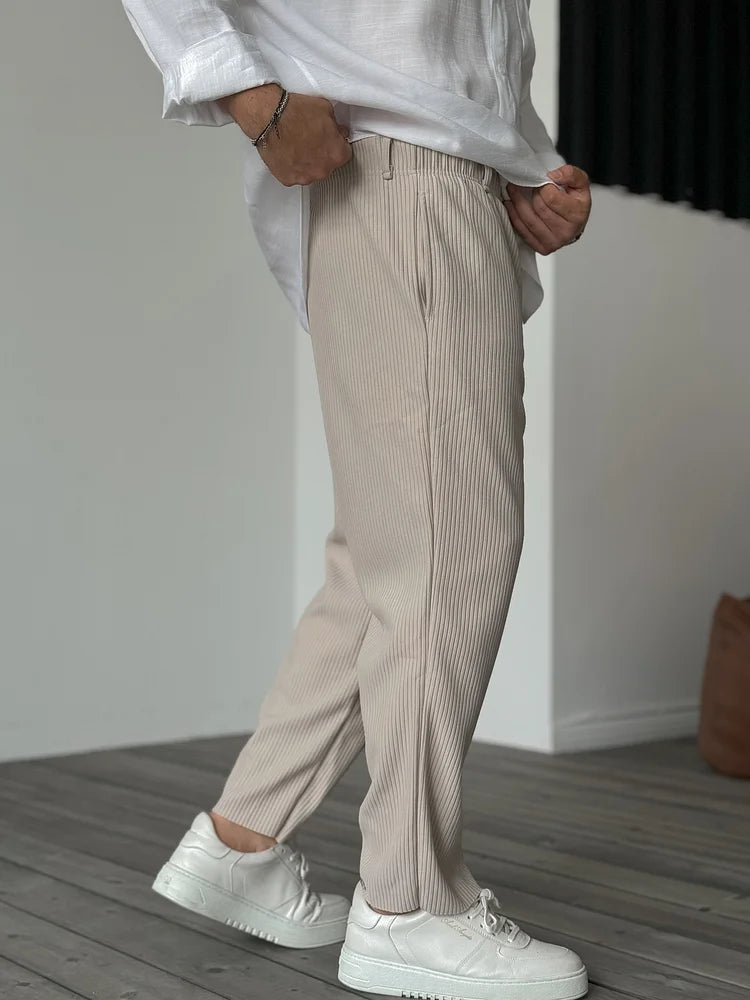 Herren Relax Fit Plissee Hose