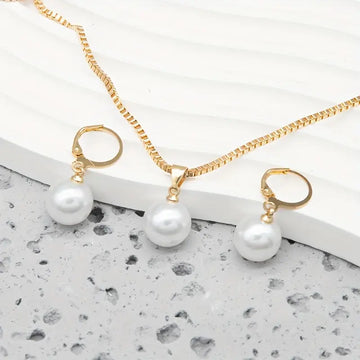 Goldene Anmut Perlenschmuck-Set | Gold
