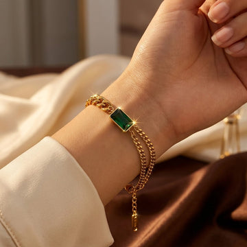Goldenes Smaragd-Stabketten-Armband