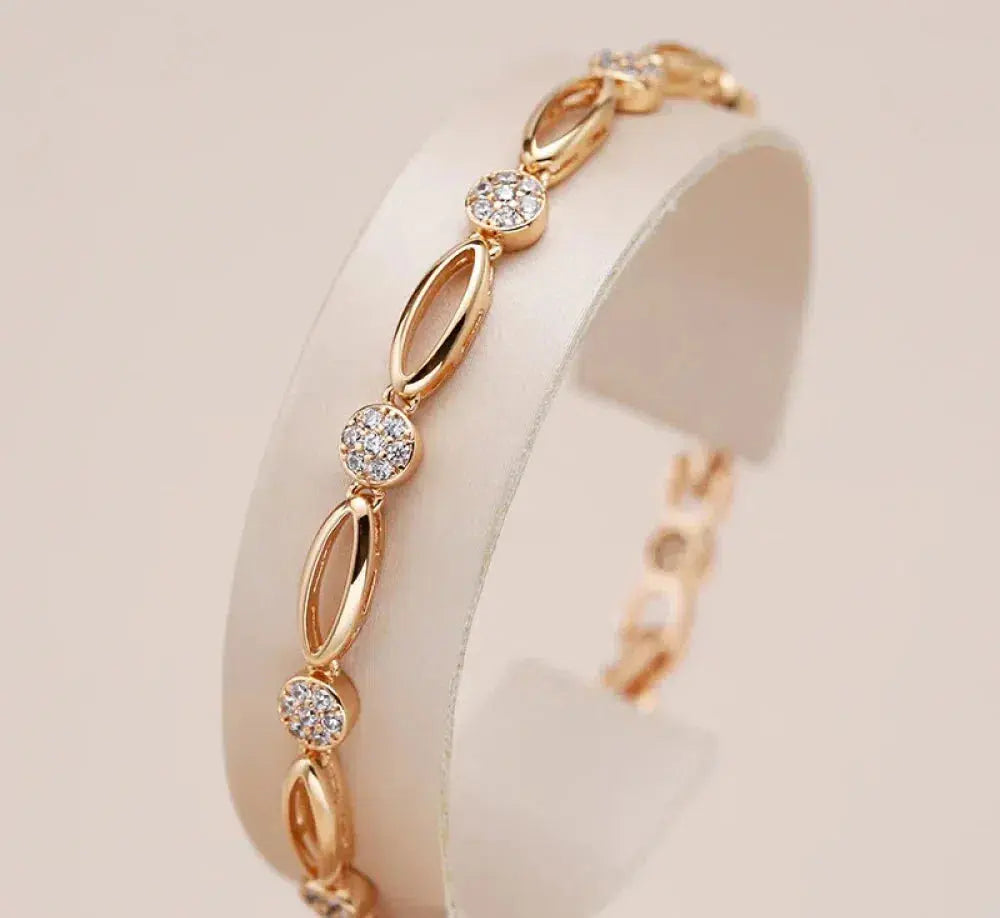 Elegante goldene Armband mit Zirkonia