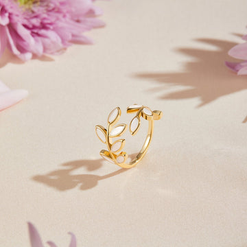 Gold Blatt Ring