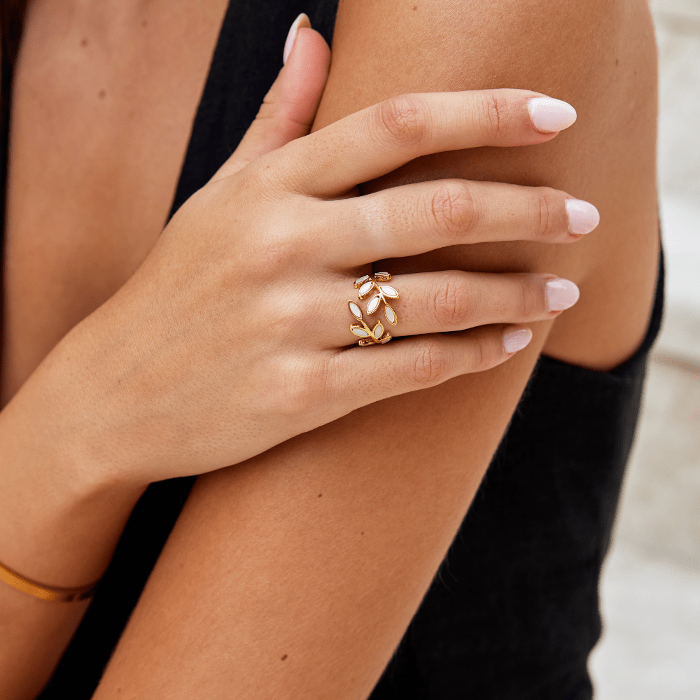 Gold Blatt Ring