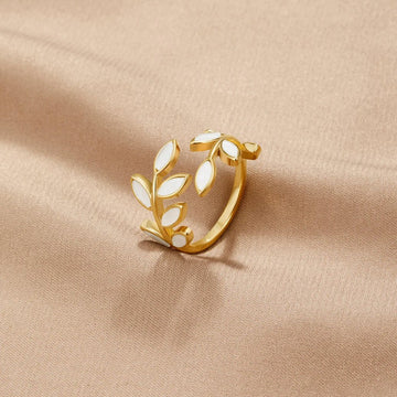 Gold Blatt Ring