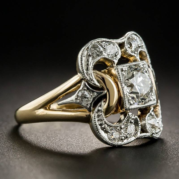 Klassischer Goldener Ring mit Vintage Zirkonia
