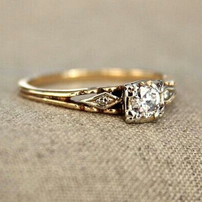 Vintage Goldener Ring mit Zirkonia
