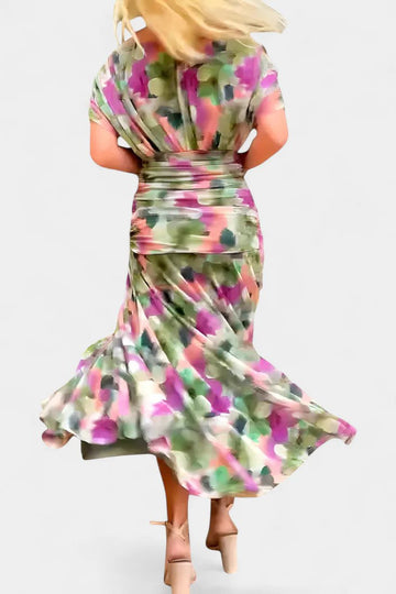 Lilo| Maxikleid mit V-Ausschnitt, Blumenstickerei und Falten