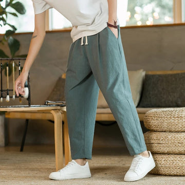 Komfortable Hosen mit Kordelzug